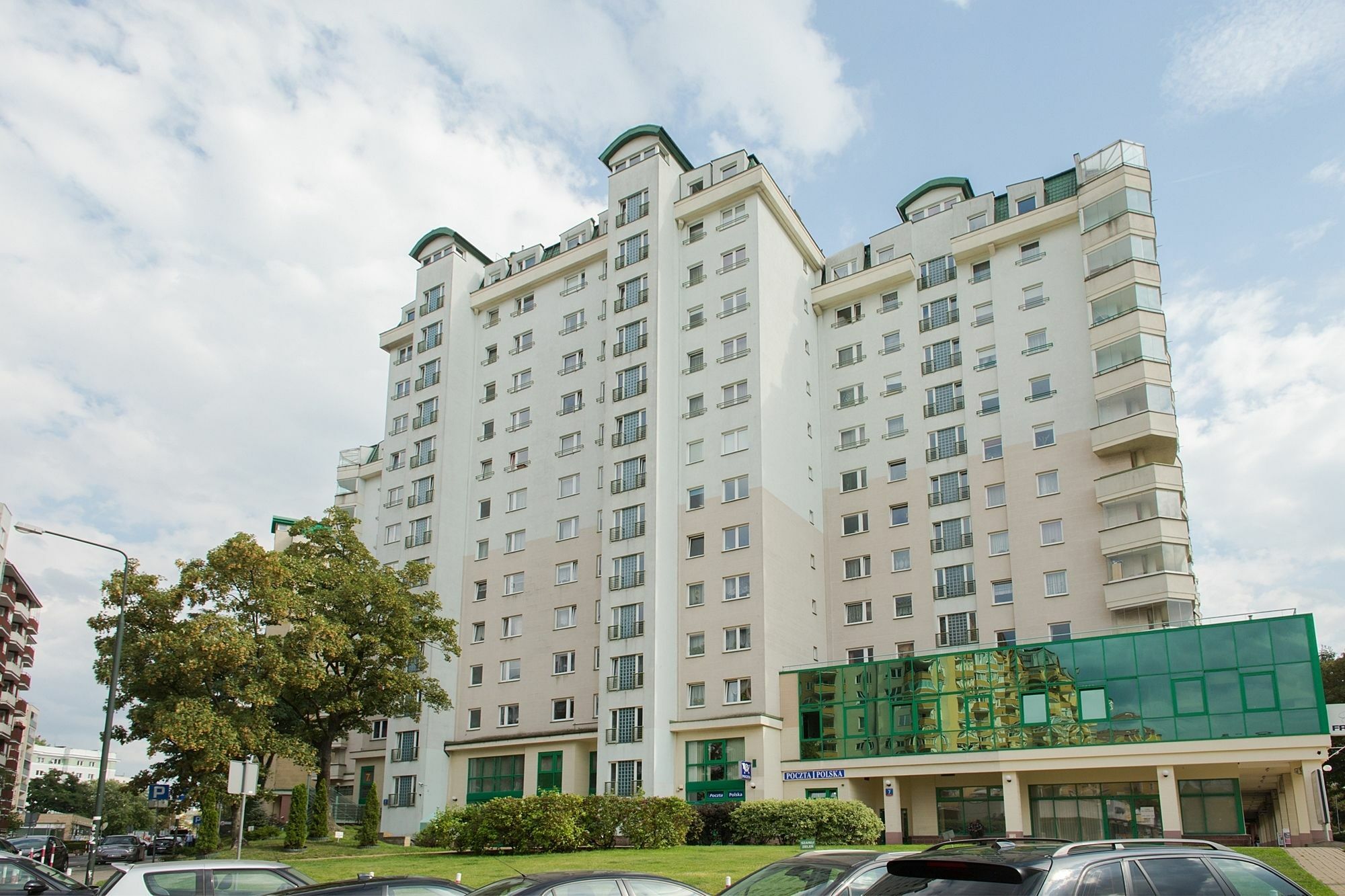Shortstaypoland Wolnosc ワルシャワ エクステリア 写真